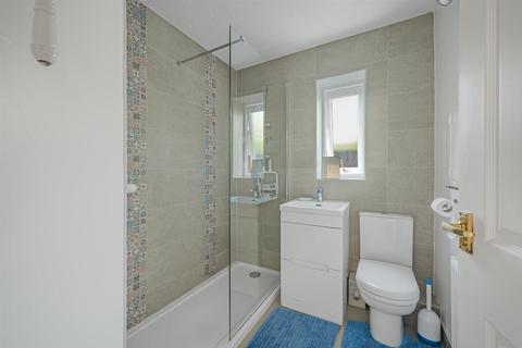 2 bedroom detached bungalow for sale, Clos Cynan, Killay, Swansea