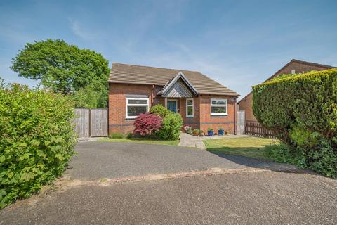 2 bedroom detached bungalow for sale, Clos Cynan, Killay, Swansea