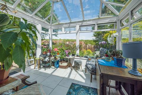 2 bedroom detached bungalow for sale, Clos Cynan, Killay, Swansea