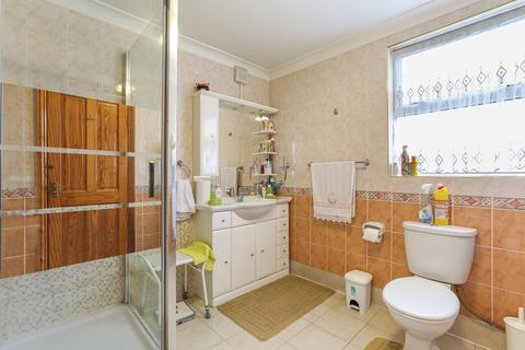 3 bedroom apartment for sale, Brockley Rise, London