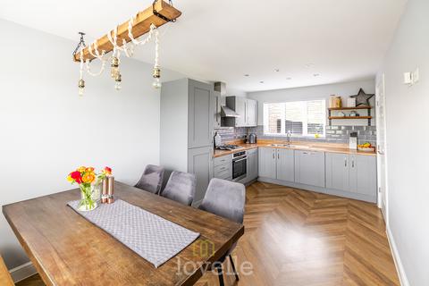 3 bedroom semi-detached house for sale, Alder Avenue, Humberston DN36