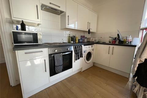 3 bedroom apartment to rent, Jacey House, Bath Road, Bournemouth, Dorset, BH1