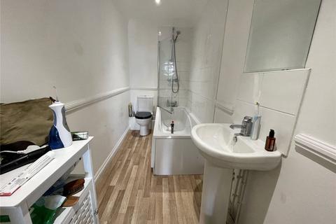 3 bedroom apartment to rent, Jacey House, Bath Road, Bournemouth, Dorset, BH1