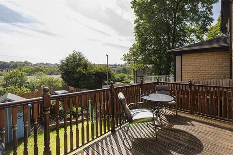 3 bedroom link detached house for sale, St. Marks View, Huddersfield HD3