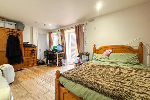 undefined, Hillgrove Street, Bristol BS2