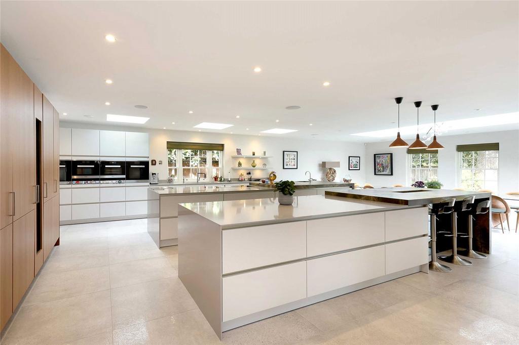 Kitchen/Breakfast