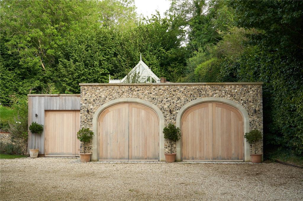 Garaging