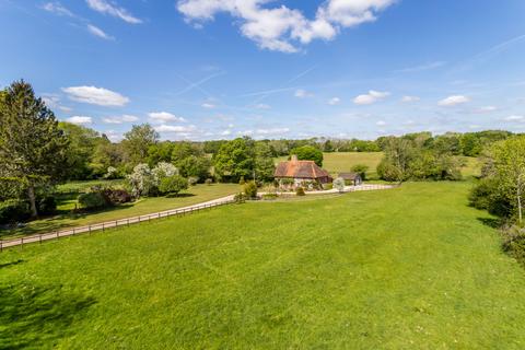undefined, Thorncombe Street, Palmers Cross, Bramley, Guildford, GU5