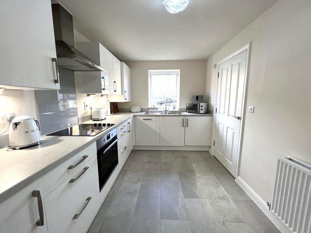 Kitchen 1