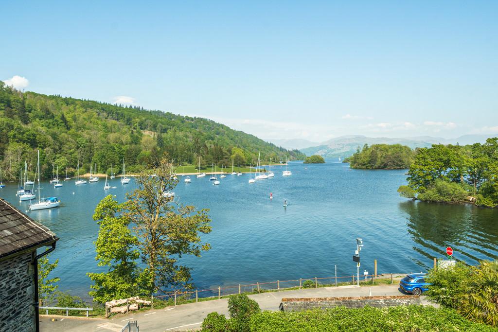 Magnificent Lake Views