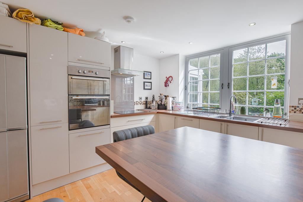 Kitchen Angle1