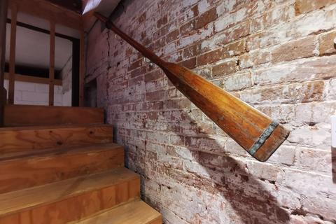 Barn for sale, Broad Street Guild