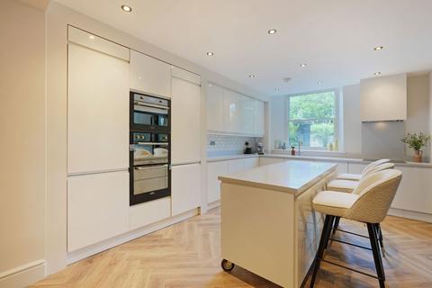 127 Crookes Road, Sheffield, S10 5BD