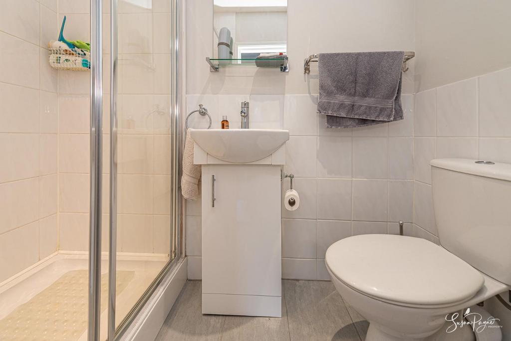 Bedroom Three Ensuite