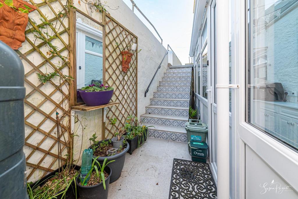 Rear Courtyard