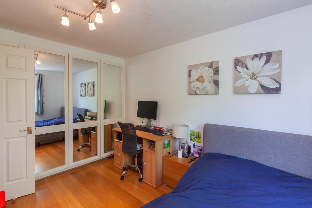 Bedroom 1- Angle 1