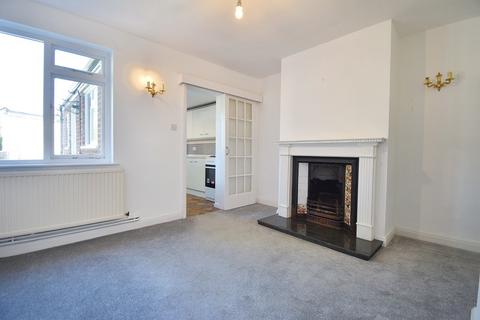 2 bedroom end of terrace house for sale, Pleasant Place, Louth LN11 0NA
