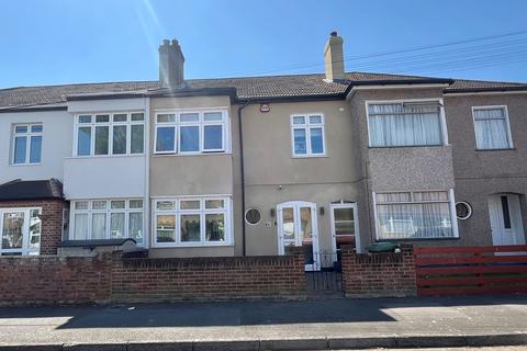 3 bedroom terraced house for sale, Grosvenor Road, Romford