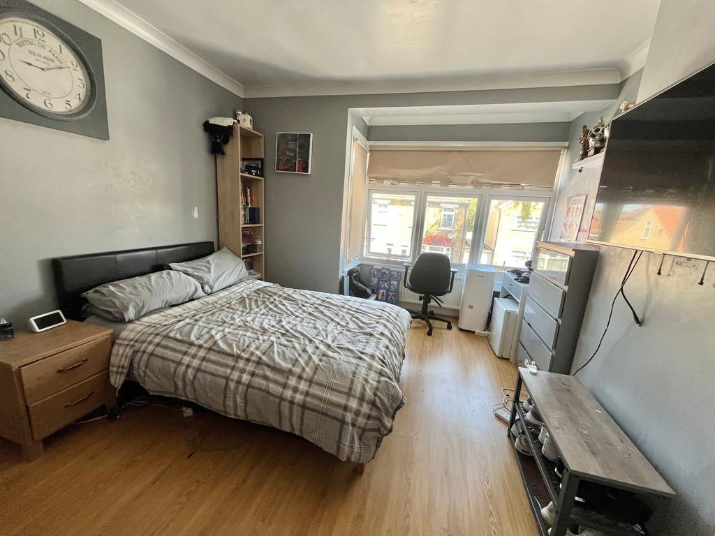 Bed 2.1