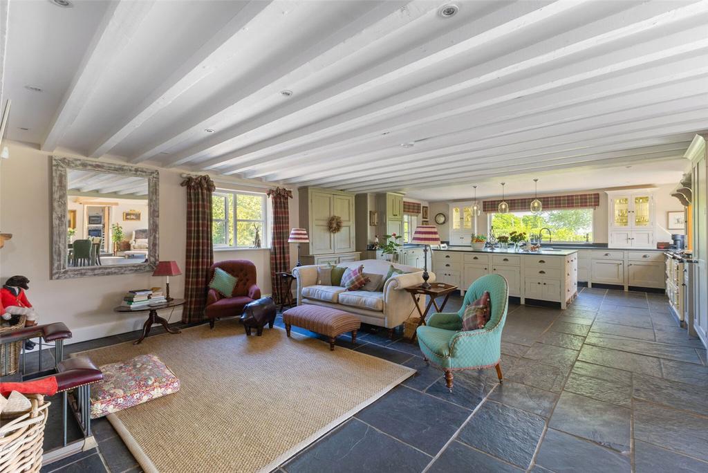 Kitchen/ Family Area