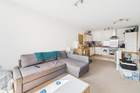 2 bedroom apartment to rent, Brittany Street, Millbay PL1