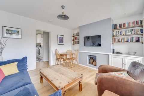 2 bedroom apartment for sale, Wall Court, Stroud Green Road N4