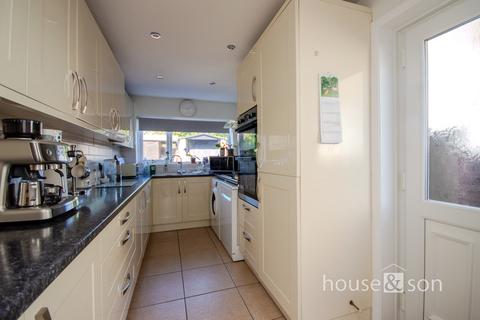 31 Draycott Road, Bournemouth, BH10 5AP