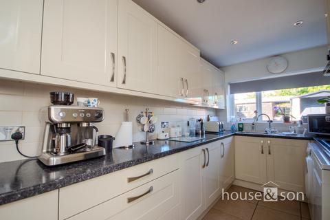 31 Draycott Road, Bournemouth, BH10 5AP