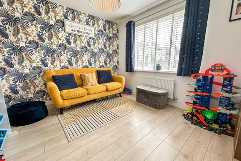 8 Wrag View, Highworth, Swindon, SN6 7QJ
