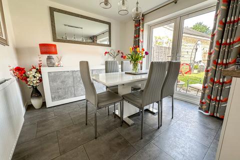8 Wrag View, Highworth, Swindon, SN6 7QJ
