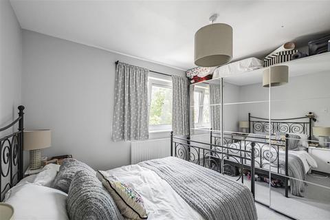 3 bedroom maisonette for sale, Victoria Drive, SW19