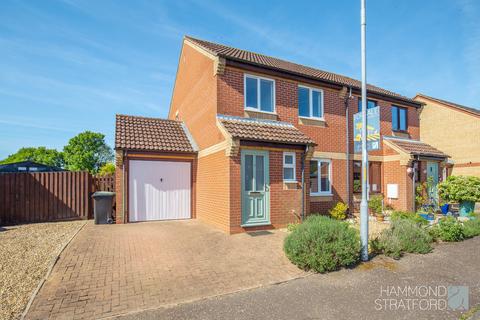 3 bedroom semi-detached house for sale, Constable Close, Attleborough