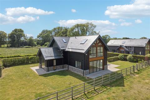 3 bedroom detached house for sale, Redling Drive, Bovingdon, Hemel Hempstead, Hertfordshire, HP3