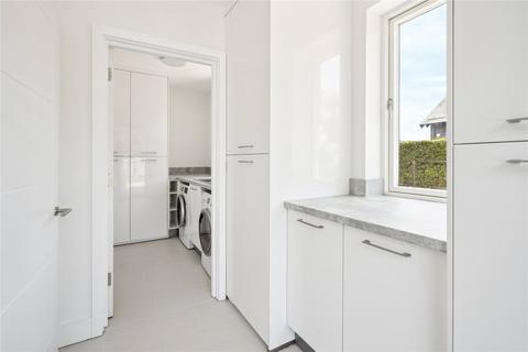 3 bedroom detached house for sale, Redling Drive, Bovingdon, Hemel Hempstead, Hertfordshire, HP3