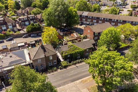 undefined, Slades Hill, Enfield