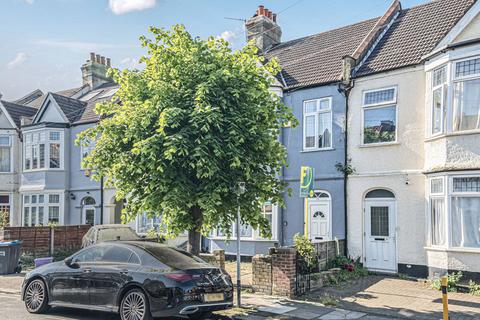 Park Avenue, Mitcham, CR4