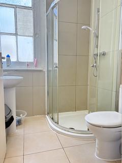 1 bedroom bedsit to rent, Leinster Gardens, London W2