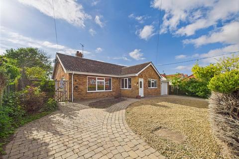 3 bedroom detached bungalow for sale, Wendling Road, Longham, Dereham