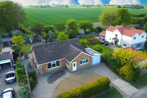 3 bedroom detached bungalow for sale, Wendling Road, Longham, Dereham