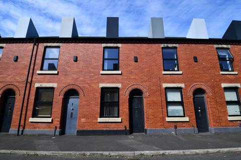 Reservoir Street, Salford, M6