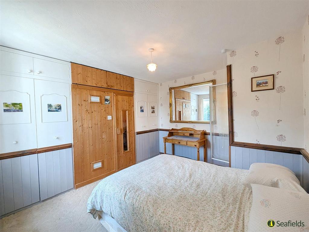 Bedroom & Shower