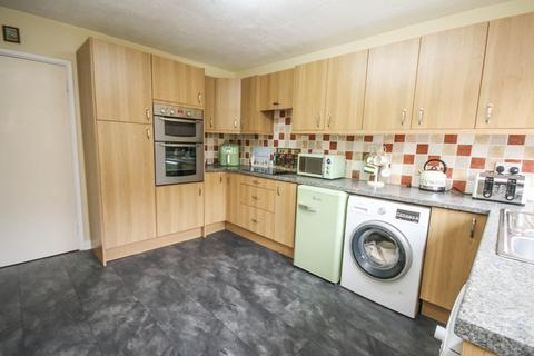 2 bedroom detached bungalow for sale, Pine Tree Chase, West Winch, PE33