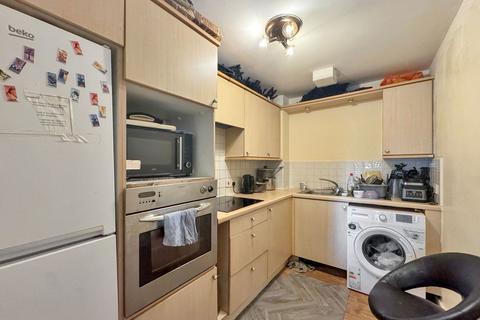 undefined, Great Western Road, Gloucester GL1