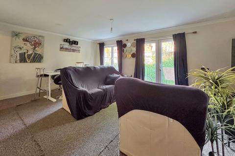 undefined, Great Western Road, Gloucester GL1