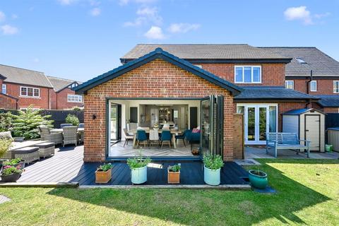 undefined, Oaks Close, Aston