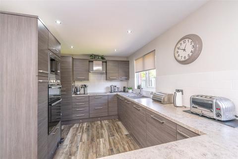 3 Glendinning Drive, Kirkliston, EH29 9HF