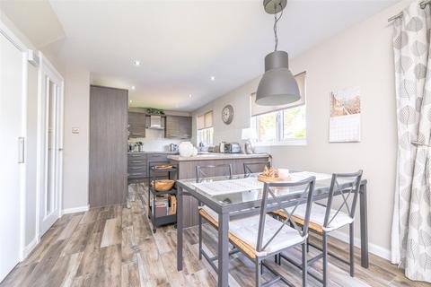 3 Glendinning Drive, Kirkliston, EH29 9HF