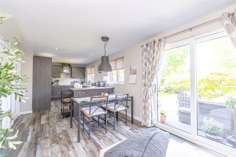 3 Glendinning Drive, Kirkliston, EH29 9HF