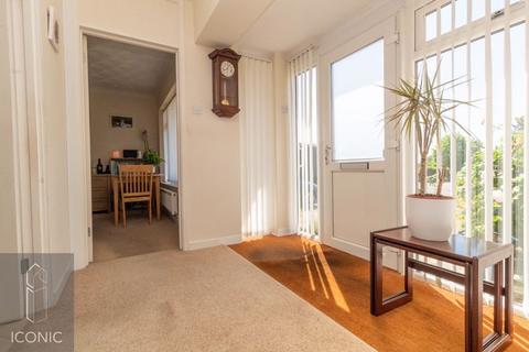 2 bedroom detached bungalow for sale, Vawdrey Road, Drayton, Norwich