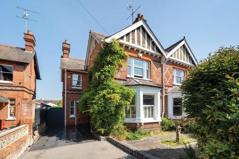 5 Brunswick Hill, Reading, RG1 7YT